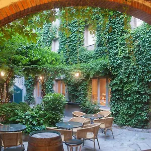 Hotel Jardi Mollerusa